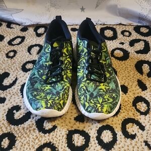 New Balance Green Leaf Athletic Shoes